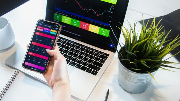 L'Interaction Entre le Foncier Bâti et le Marché Immobilier : Décrypter les Enjeux Clés